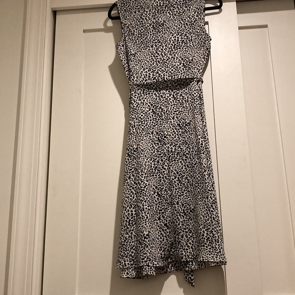 Nannette Nannette Lepore Black and Off-White Leopard Belted A-Line Dress Size 2 - Picture 6 of 8